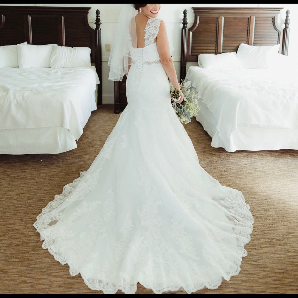 Stunning Wedding Dress